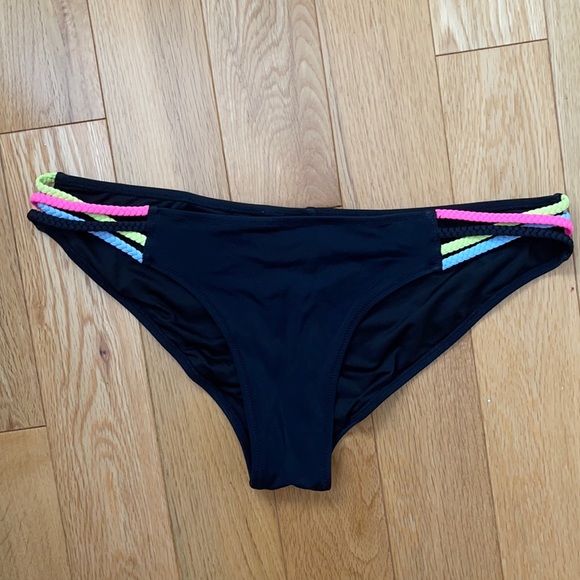 Victoria’s Secret braided sides bikini bottom - Picture 1 of 5